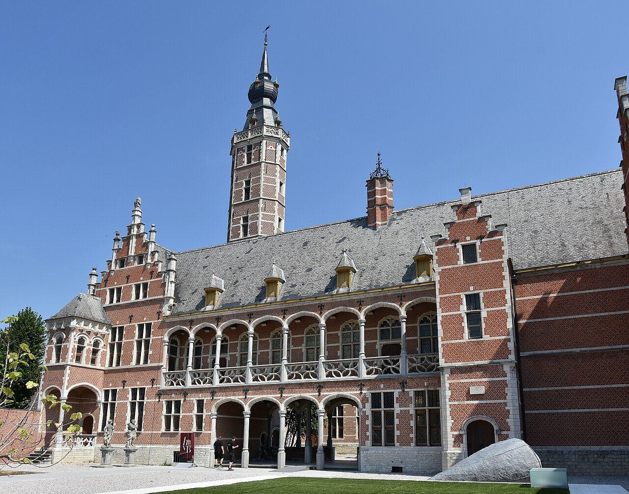 Foto van Museum Hof van Busleyden